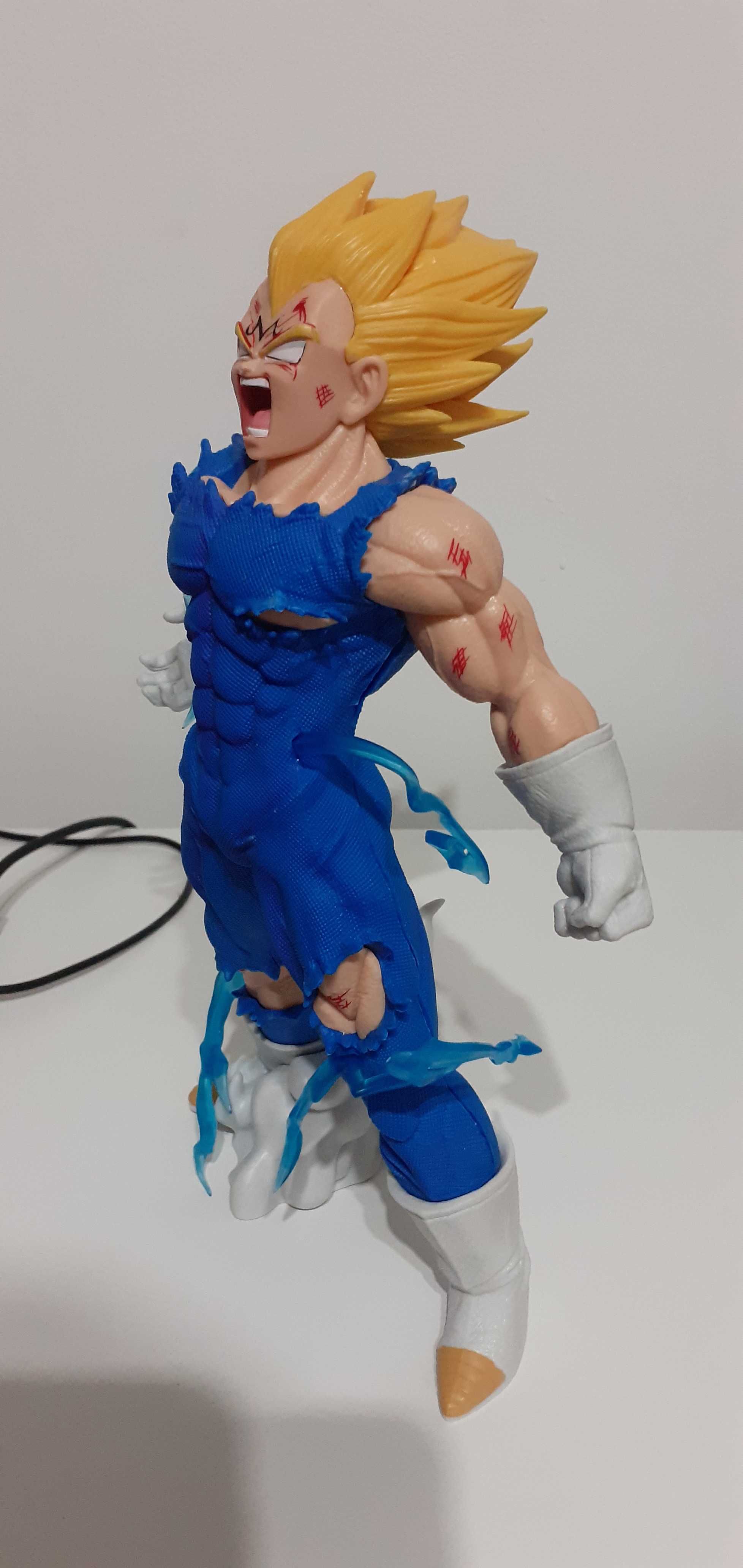 figurina dragon ball majin vegeta