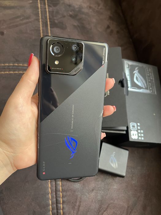 Telefon Asus ROG Phone 8