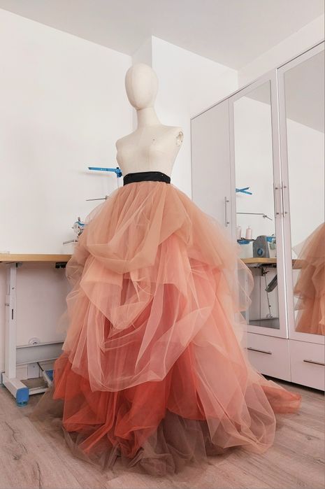 Цветна и обемна пола от тюл на слоеве Бал Сватба Булчинска Рокля