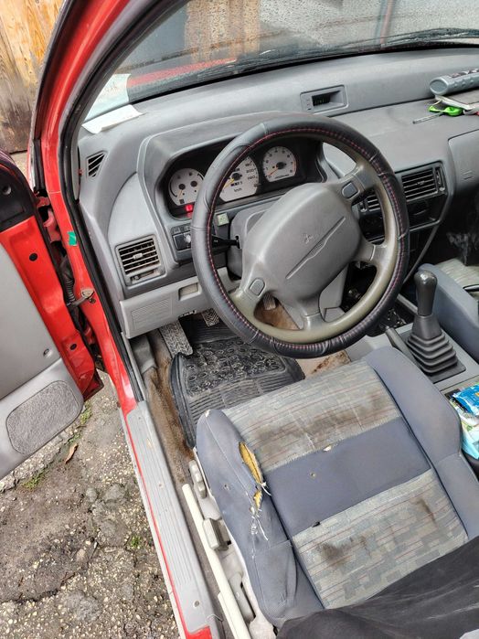 Mitsubishi space runner