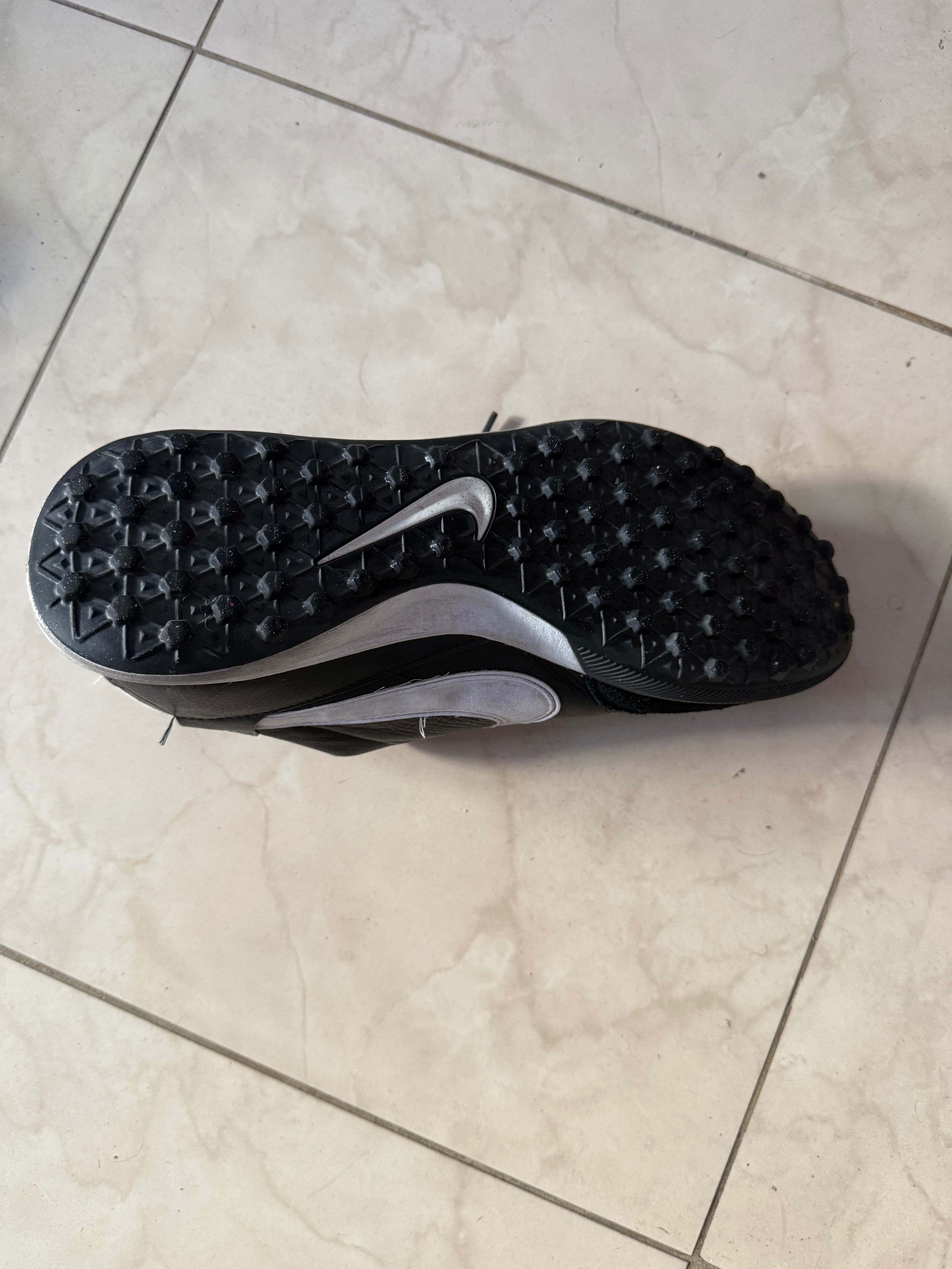 Nike Premier III  TF