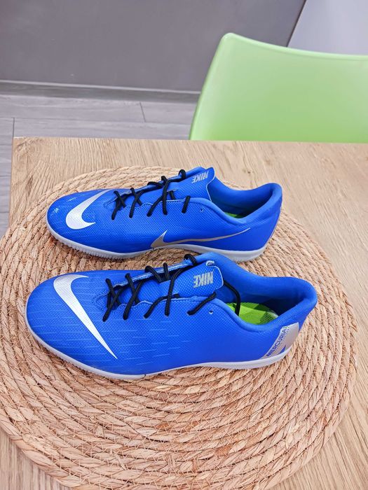 Оригинални маратонки на Nike mercurial
