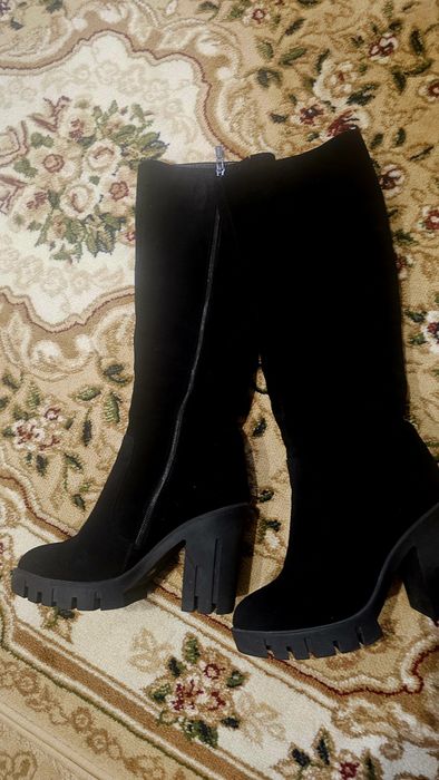 Продвм норковую шубу с капюшоном