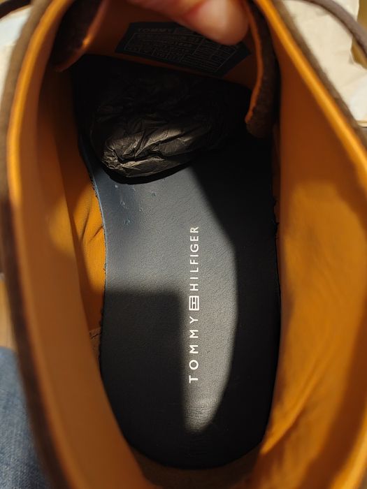 Ghete Tommy Hilfiger noi