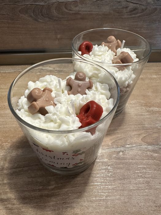 Ръчно изработена Коледна свещ