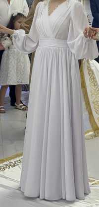Белое шифоновое платье