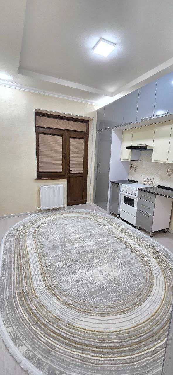 Срочно продается квартира. Чиланзар-24  1/8/9 Новостройка