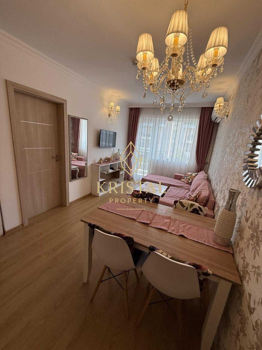 Продава се Двустаен апартамент в к.к. Слънчев бряг - 45 кв.м за 1923 €/кв.м - Снимка #1