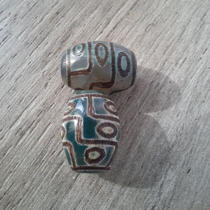 Подвески. Браслет с бусиной Дзи. Отличный подарок для себя и самых бли