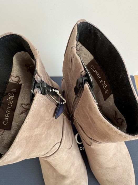 Botine cu toc marime 38 piele intoarsa noi