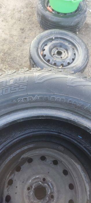 Зимний шина 205/65/15