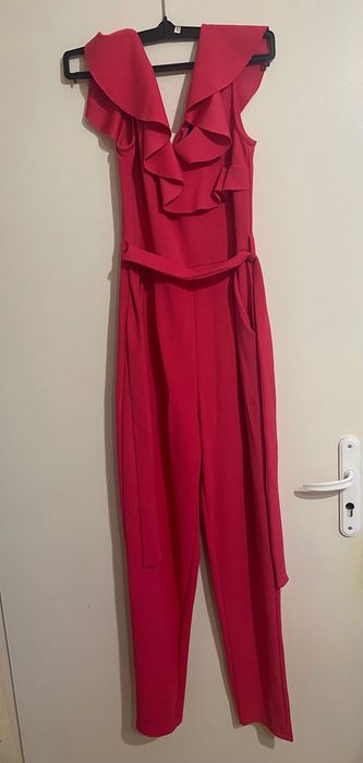 Официален гащеризон