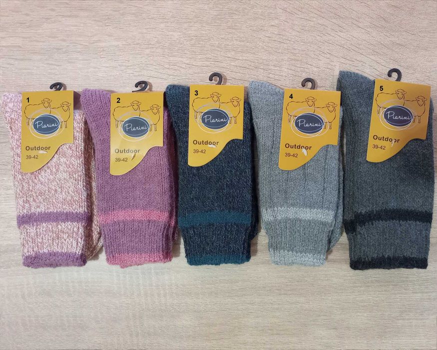 Дебели и Топли Зимни Вълнени Чорапи