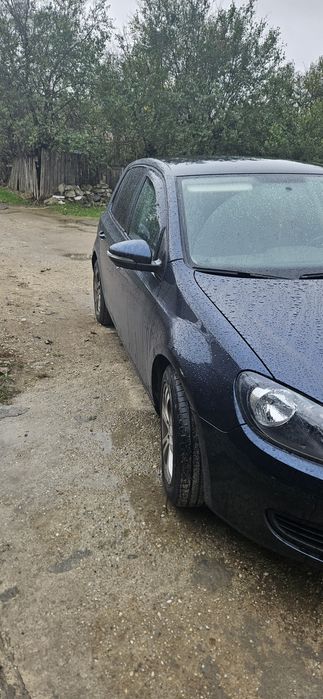 Golf 6 2.0 tdi sau schimb cu logan după 2015