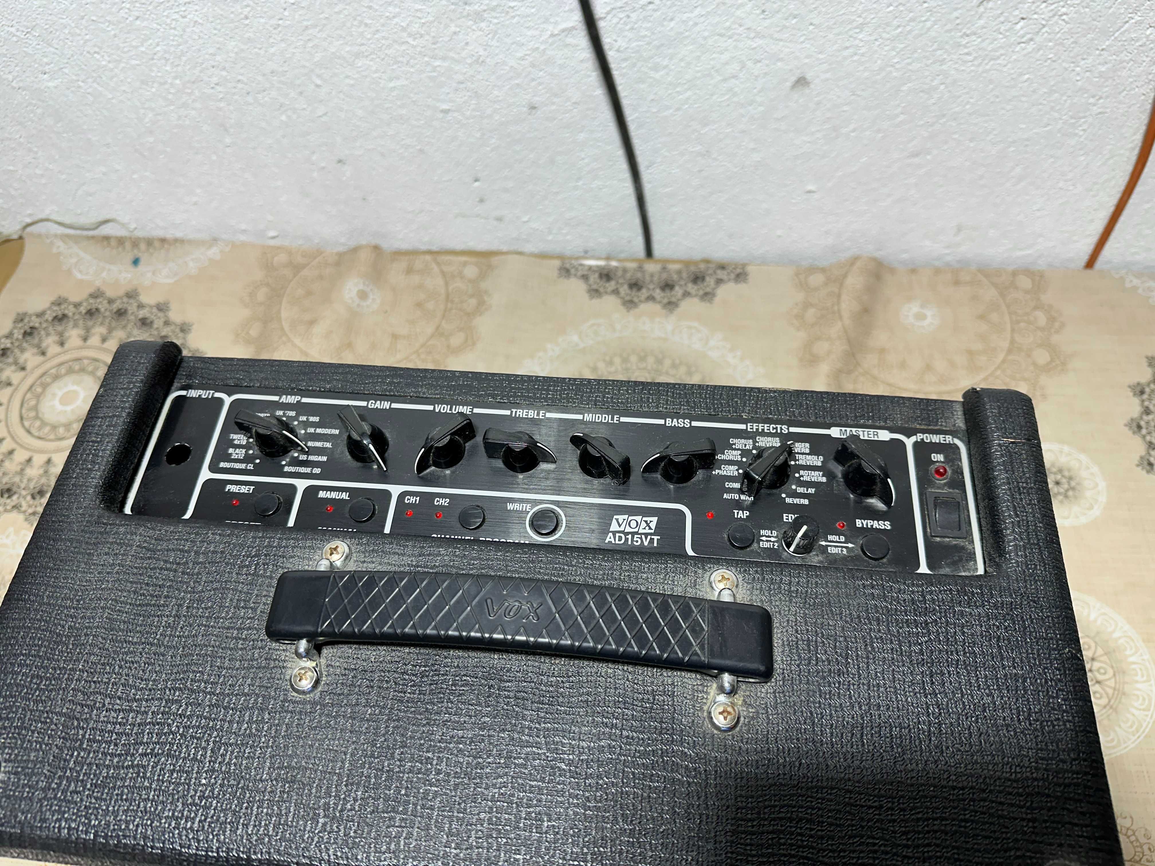 Кубе - Vox AD15VT