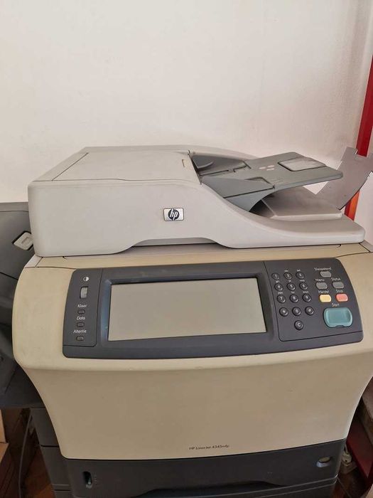 Мултифункционално устройство HP LaserJet 4345 MFP  , с проблем