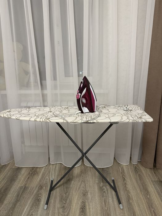 Утюг с гладильной доской