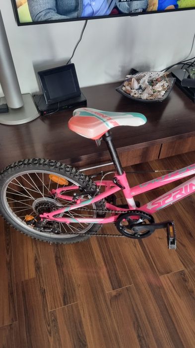 Bicicletă fete 20inch 7-11ani