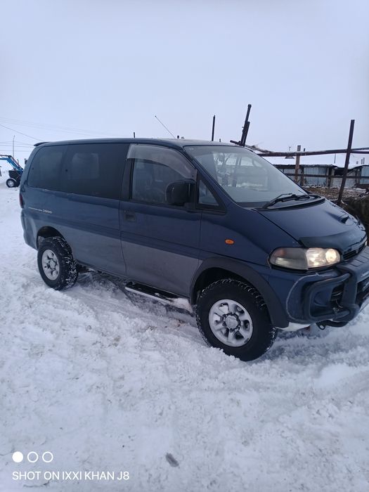 Продам Мицубиси  Делика 1996 г.в. об.2.8  в хорошем состоянии