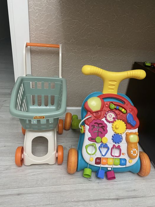 Ходунок-каталка и тележка детские