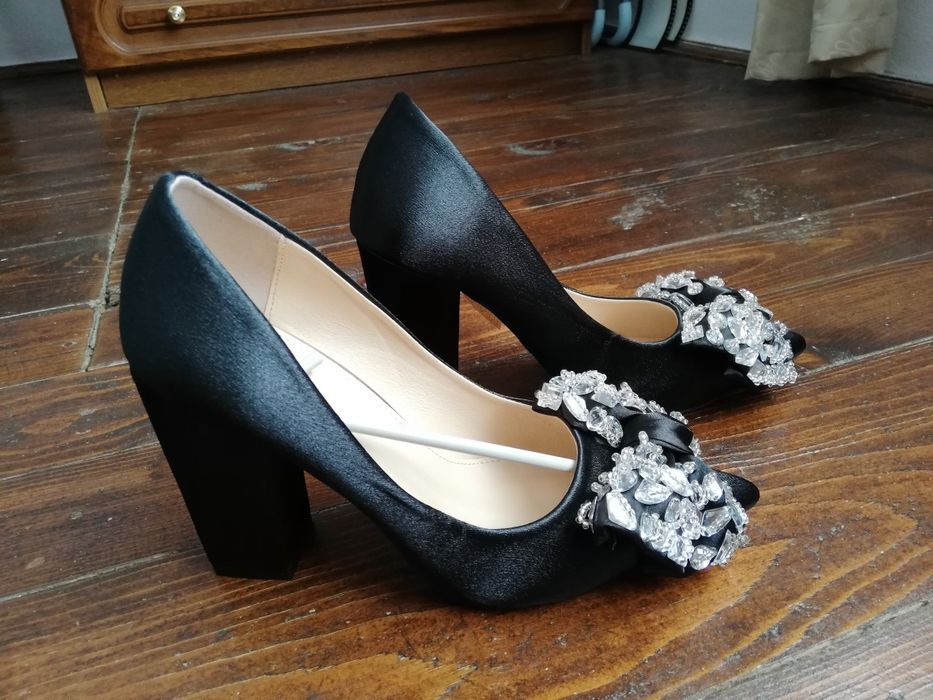 Pantofi eleganti noi mărimea 37
