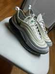 Vand adidasi Nike Air max marimea 40