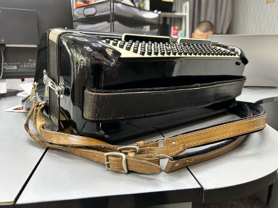 Акордеон Eufonica CASTELFIDARDO 120 BASS