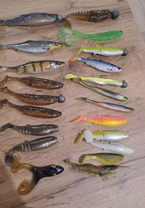 Воблери,блесни и силикони