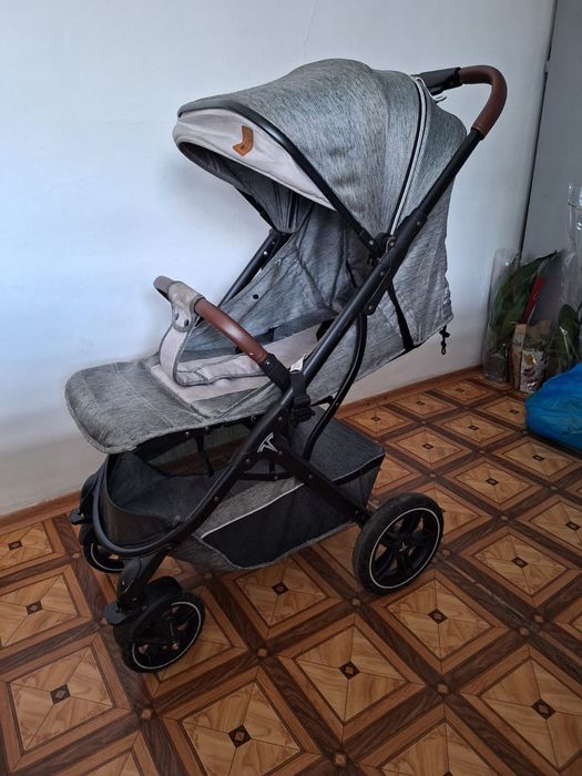 Продам коляску детскую