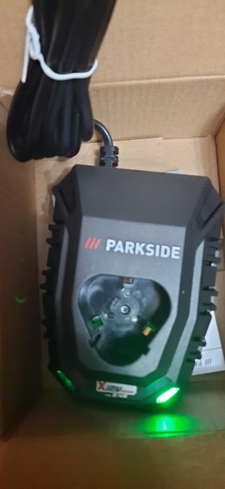 Încarcator parkside 12 V/2,4 A, 50 w, nou!
PLGK 12 A3