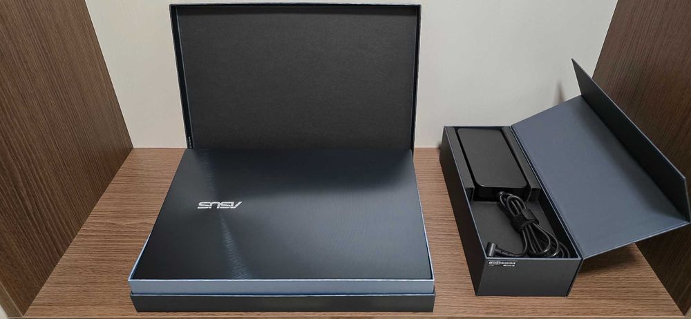 Asus ZenBook Pro Duo UX581G – i7 / 16GB / 1TB SSD / RTX 2060 – Ca nou