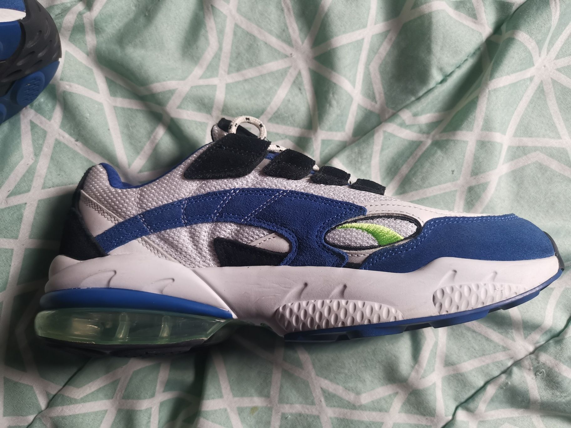 Vând adidași puma cell venom măsură 44  ca noi