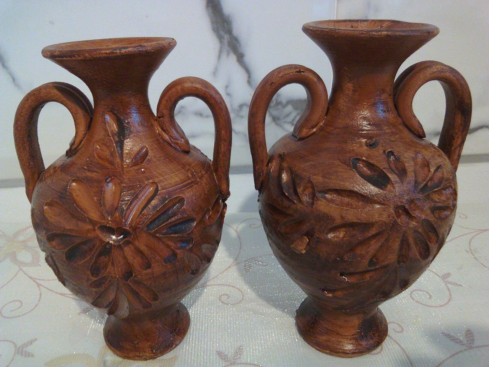Vase ornamentale vechi din ceramica 14/9cm