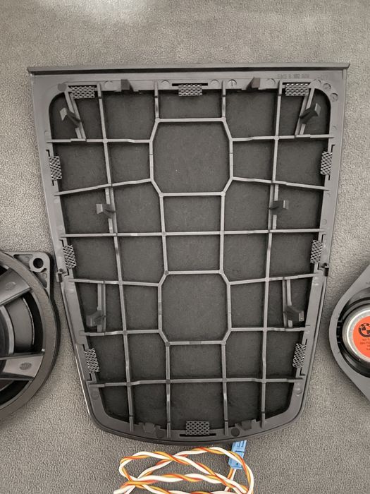 Boxa Boxe Centru hi fi Plansa bord Harman Kardon Bmw Seria 5 F10 F11