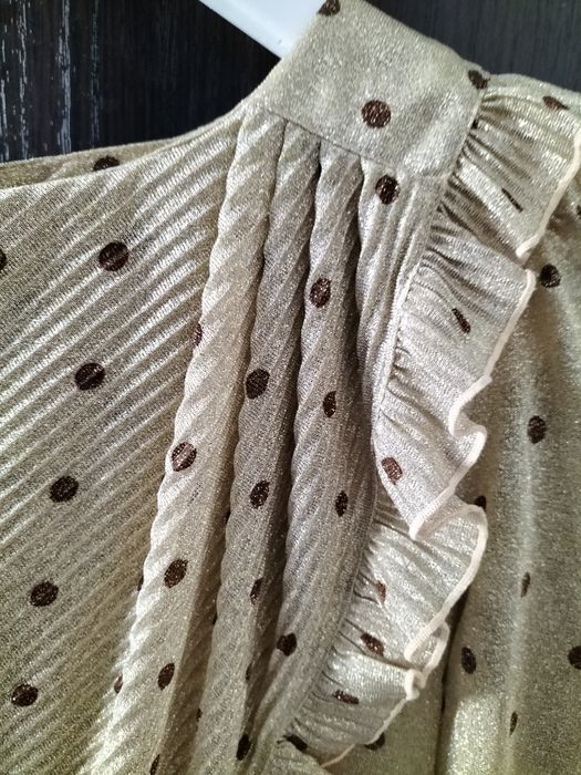 Платья нарядные первое 46р