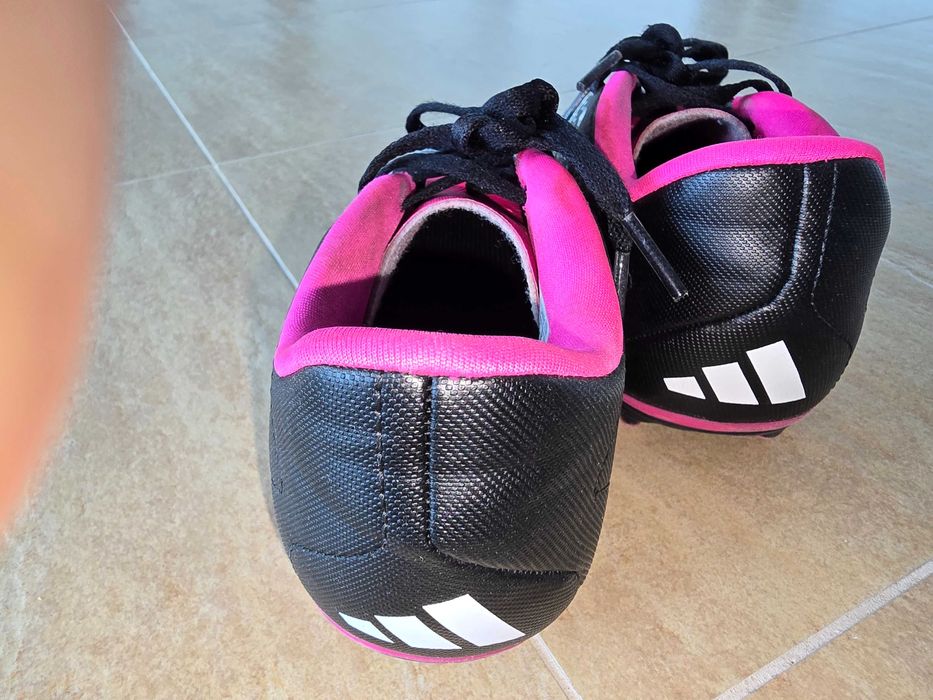 Adidas Predator бутонки футбол, 35 н.
