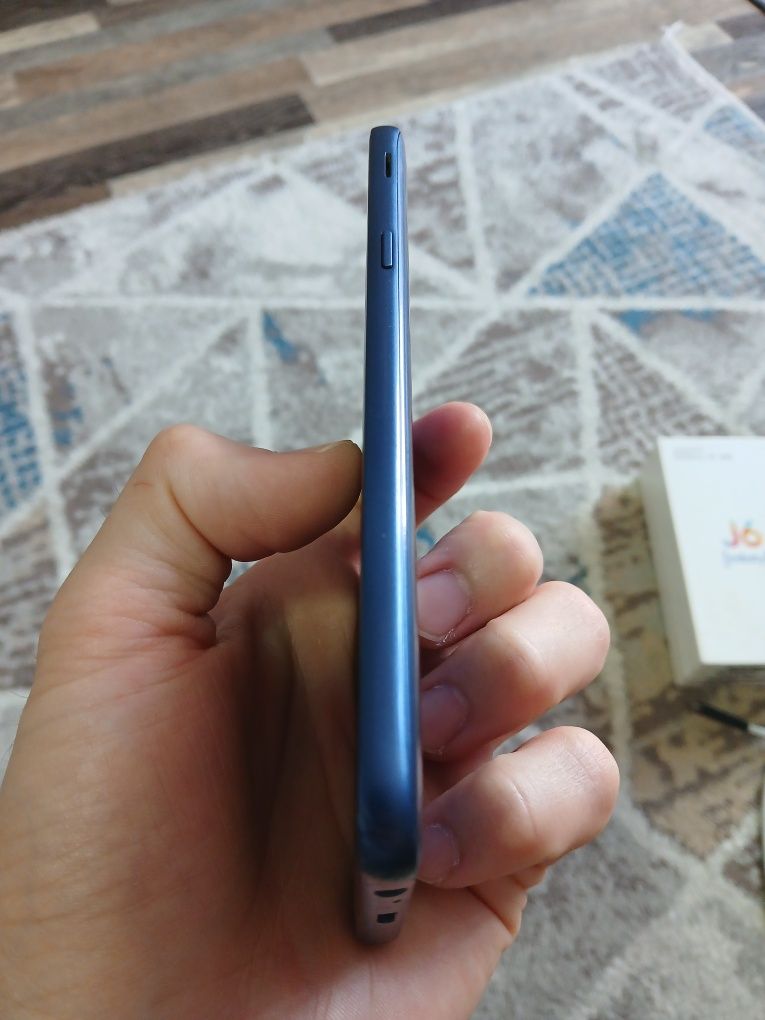 Samsung J6 4/64GB