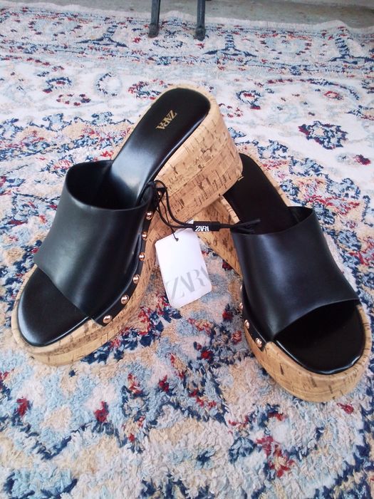 Vând sandale Zara nou nouțe