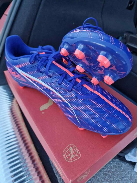 Ghete Fotbal Crampoane Noi Nike si Puma