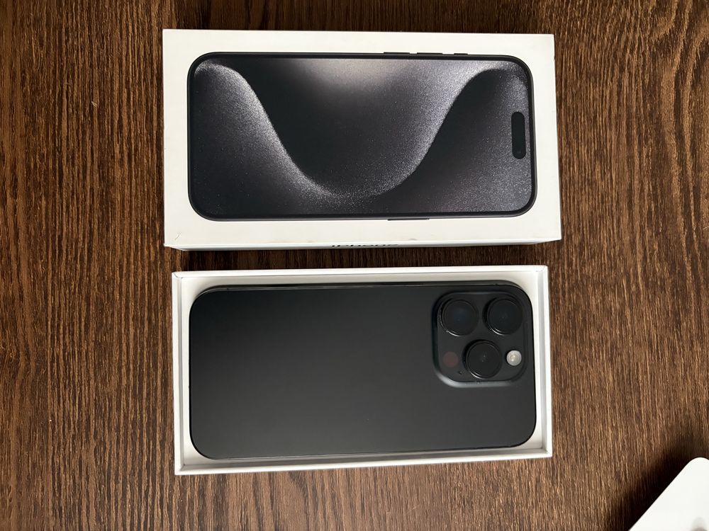 Iphone pro 15 128 gb