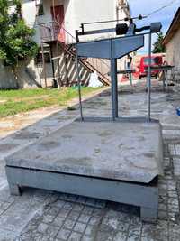 Механичен Кантар (платфорам) до 500 кг