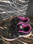Маратонки Nike T-LITE XI