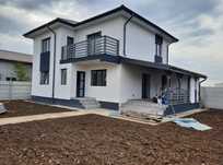 PROPRIETAR! Casa/Vila 4 camere 2 bai 175mp in Bâcu langa Dragomiresti