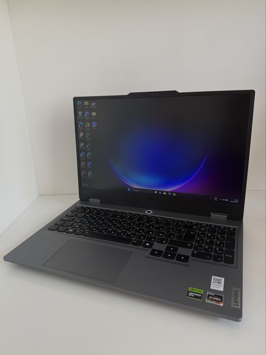 Lenovo LOQ 15ARP9