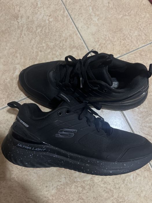 Скичерсы мужские