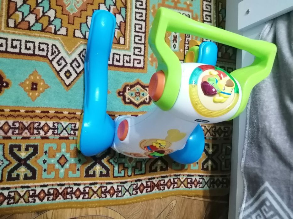 Продам детский толокар