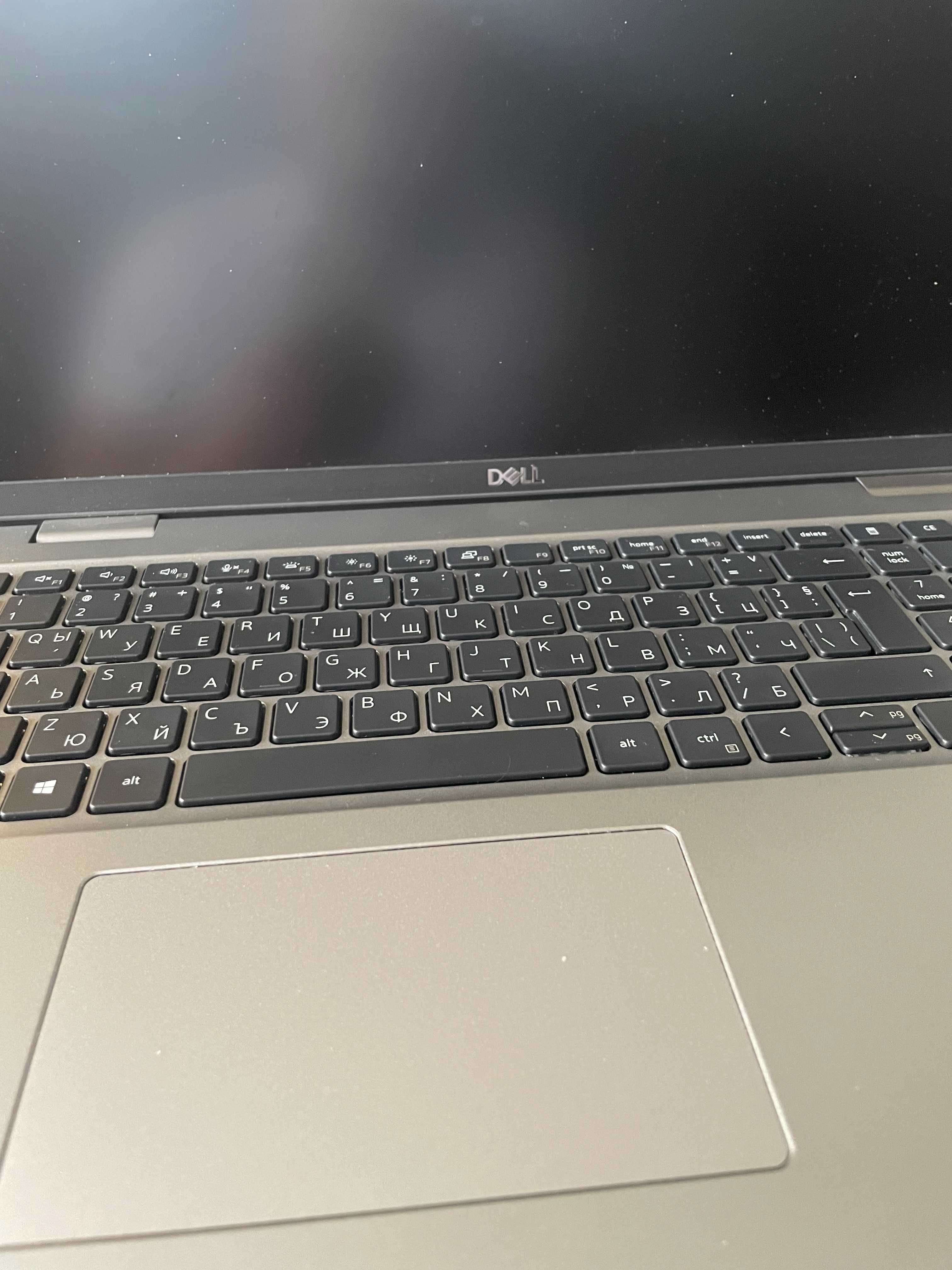 Продавам Неразличим от Нов Лаптоп Dell Latitude 5520
