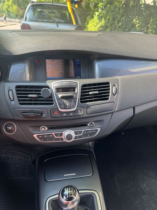 Renault Laguna III, 2. 0 dCi, 150 к. с.