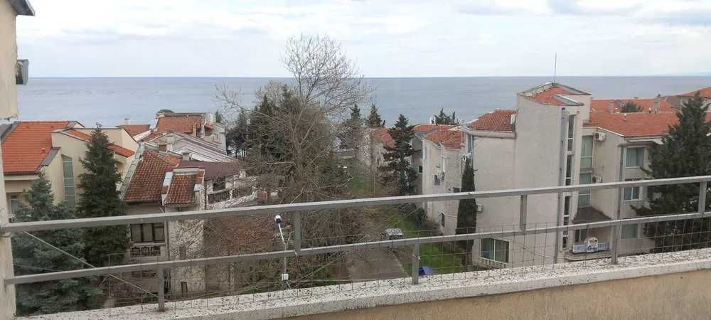 Дава се под наем Тристаен апартамент в с. Равда, Област Бургас - 90 кв.м за 255 € - Снимка #2