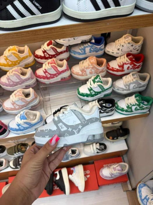 Adidași copii model nou